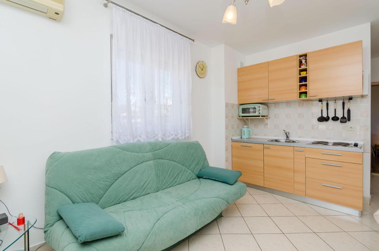 Apartment Mario Trogir Exteriör bild